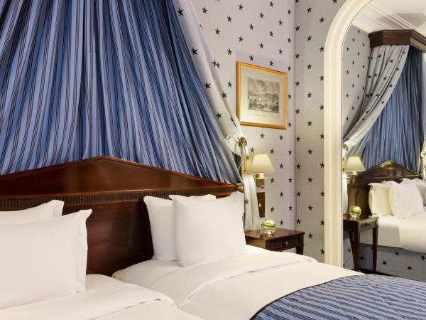 Le Dokhan's Paris Arc de Triomphe, a Tribute Portfolio Hotel : photo 4 de la chambre chambre lit queen-size deluxe