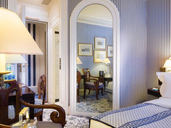 Le Dokhan's Paris Arc de Triomphe, a Tribute Portfolio Hotel : photo 3 de la chambre chambre lit queen-size classique