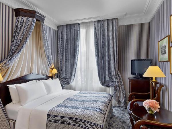 Le Dokhan's Paris Arc de Triomphe, a Tribute Portfolio Hotel : photo 1 de la chambre chambre lit queen-size classique