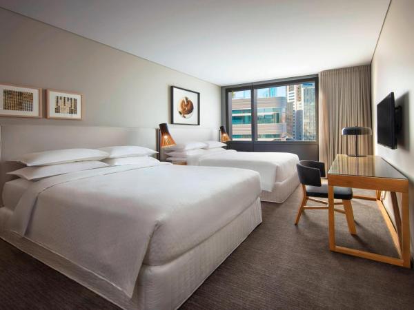 Four Points by Sheraton Sydney, Central Park : photo 1 de la chambre chambre lit queen-size - Étage supérieur
