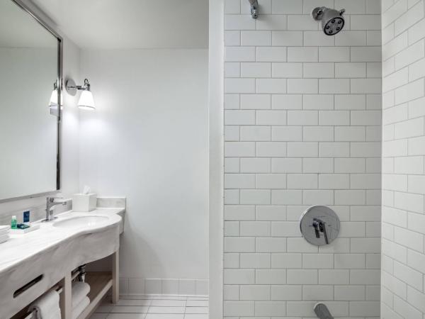 Four Points by Sheraton Los Angeles International Airport : photo 4 de la chambre chambre double avec 2 lits doubles