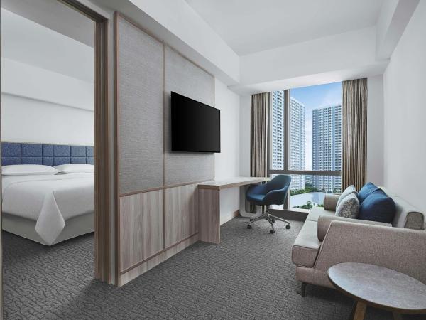Four Points by Sheraton Surabaya, Pakuwon Indah : photo 3 de la chambre suite junior avec 1 lit king-size 