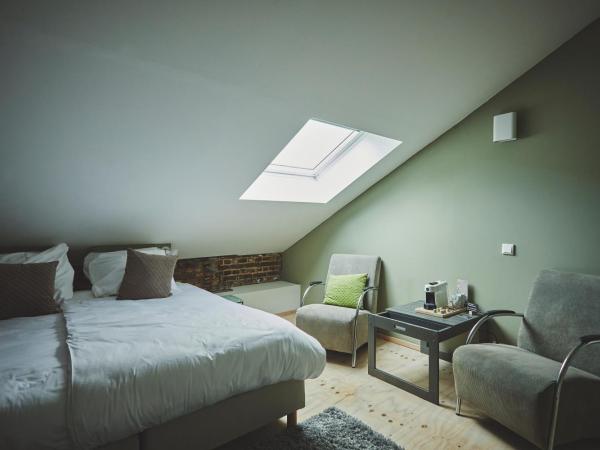 B&B Maas en Heuvel Maastricht : photo 7 de la chambre chambre quadruple de luxe