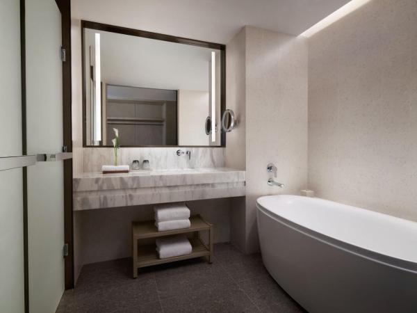 Sanya Marriott Yalong Bay Resort & Spa : photo 5 de la chambre family room with two double beds 