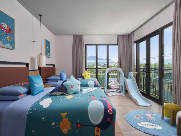 Sanya Marriott Yalong Bay Resort & Spa : photo 4 de la chambre family room with two double beds 