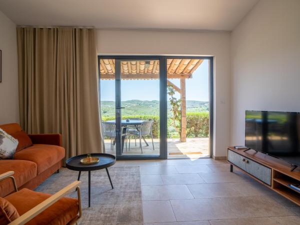 Résidence Casarina : photo 2 de la chambre appartement - vue sur mer