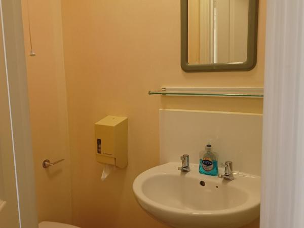 Westgate Hotel : photo 3 de la chambre chambre simple avec salle de bains privative