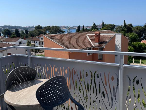 B&B Sea Joy Rovinj : photo 3 de la chambre chambre lits jumeaux deluxe - vue sur mer