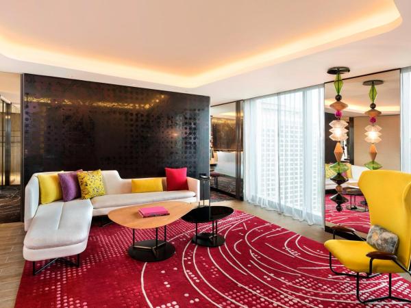 W Kuala Lumpur : photo 4 de la chambre suite studio avec 1 lit king-size