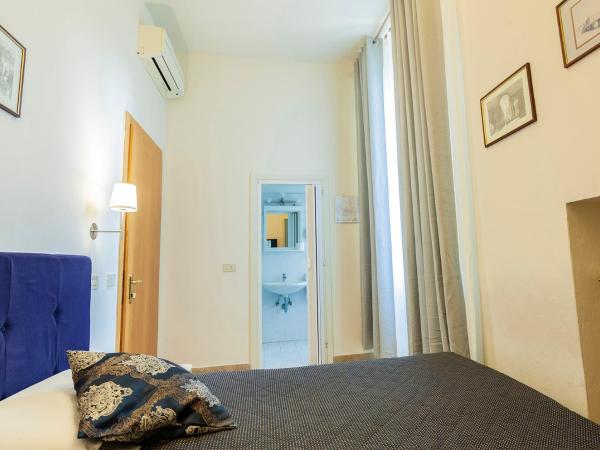 Hotel St. James : photo 4 de la chambre chambre simple standard
