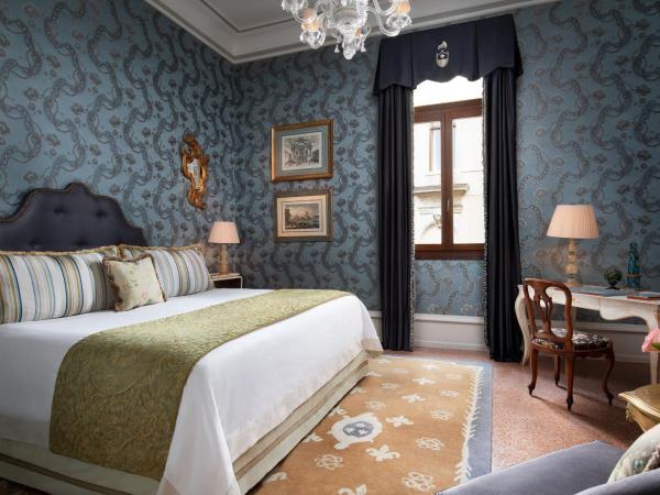 The Gritti Palace, a Luxury Collection Hotel, Venice : photo 4 de la chambre chambre de luxe, 1 lit king-size ou 2 lits jumeaux/simples