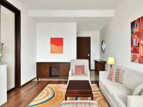 Four Points by Sheraton Bengaluru Whitefield : photo 4 de la chambre suite exécutive