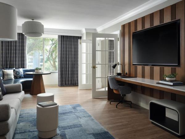 Austin Marriott South : photo 4 de la chambre suite lit king-size avec canapé-lit