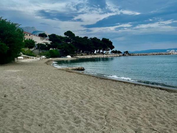 Apartmani Branko Vojnovic : photo 10 de la chambre chambre lits jumeaux - vue sur mer