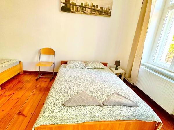 Atlas' House : photo 6 de la chambre chambre double avec lit d'appoint