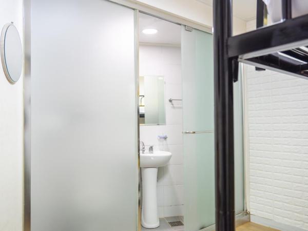 24 Guesthouse Dongdaemun Market : photo 7 de la chambre chambre triple