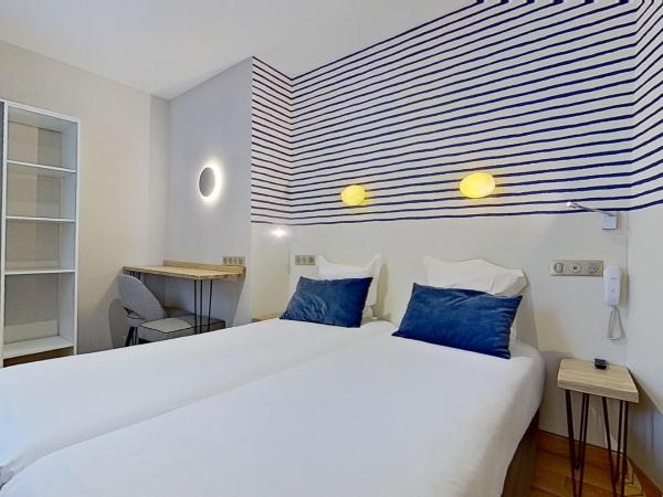 Hotel Kyriad Saint Malo Centre Plage : photo 5 de la chambre appartement (5 adultes) - sans vue sur mer 