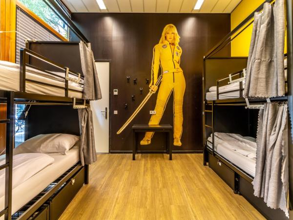 Hostelle - women only hostel Amsterdam : photo 2 de la chambre lit dans dortoir pour femmes de 8 lits