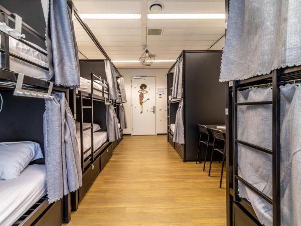 Hostelle - women only hostel Amsterdam : photo 8 de la chambre lit dans dortoir pour femmes de 10 lits