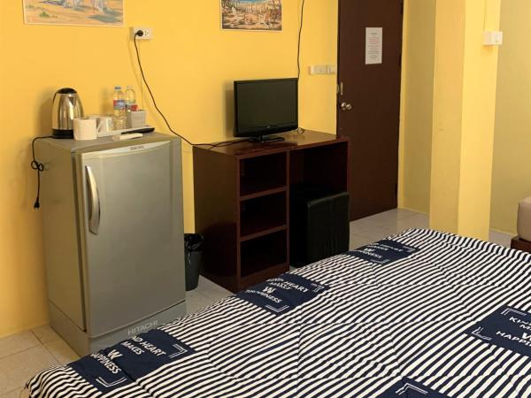 Golf-Sea-City Guest House : photo 7 de la chambre chambre triple