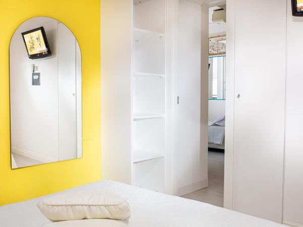 Hotel Alexander : photo 2 de la chambre chambre familiale supérieure