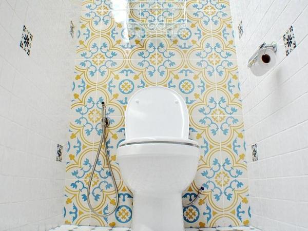 Casugria Dutch Residence 1810 : photo 6 de la chambre chambre lit king-size - vue sur jardin