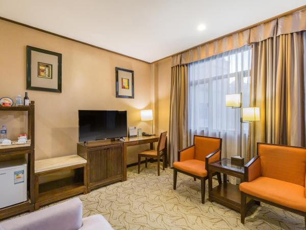 Jianguo Hotspring Hotel : photo 2 de la chambre chambre affaires lits jumeaux