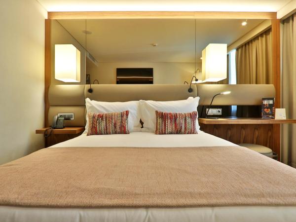 TURIM Iberia Hotel : photo 8 de la chambre chambre double supérieure