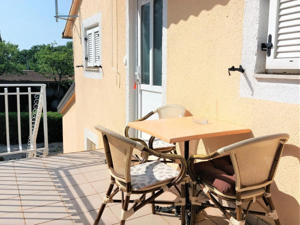 AMORE house with apartment : photo 10 de la chambre appartement avec balcon