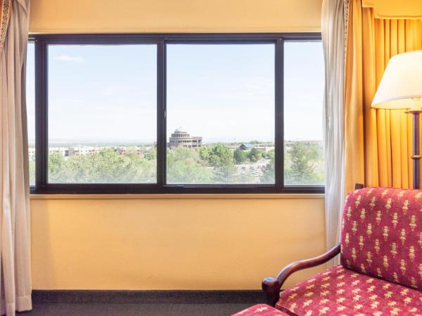 Albuquerque Marriott Pyramid North : photo 2 de la chambre chambre lit king-size standard