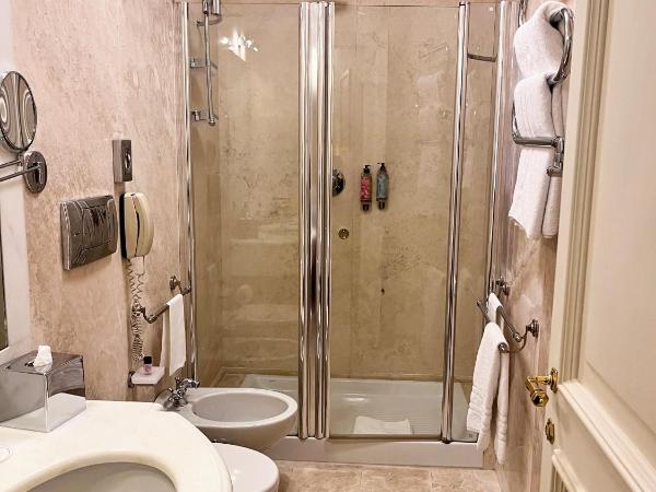 Grand Hotel Continental Siena - Starhotels Collezione : photo 6 de la chambre chambre simple standard