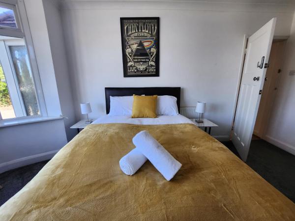 Solihull Shared House : photo 9 de la chambre chambre double avec salle de bains commune