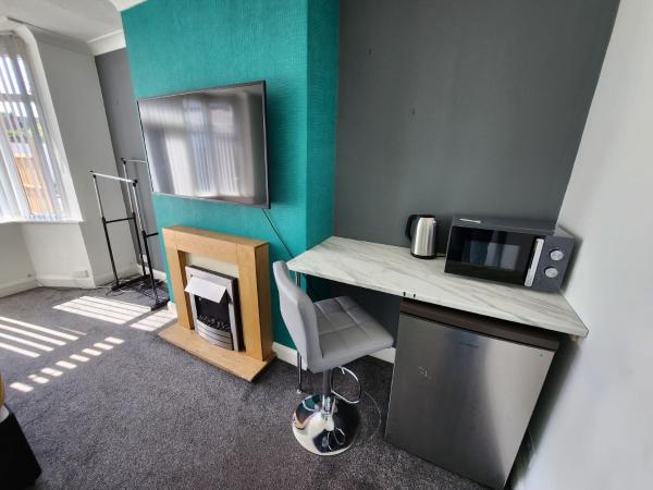 Solihull Shared House : photo 6 de la chambre chambre double - vue sur jardin