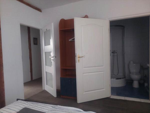 Centrum Lwowska : photo 7 de la chambre chambre double deluxe avec douche