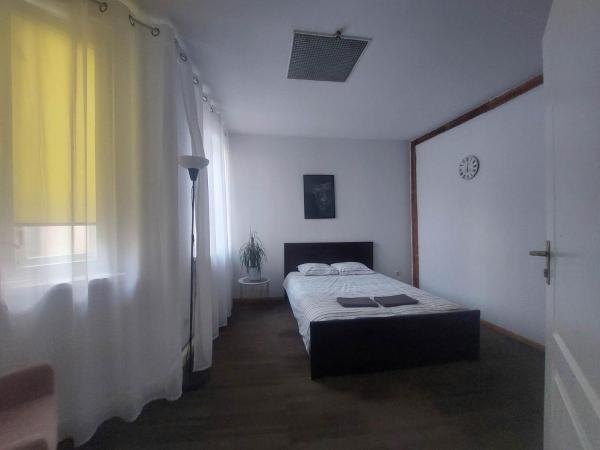 Centrum Lwowska : photo 3 de la chambre chambre double deluxe avec douche