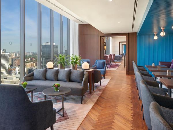 Sheraton Centre Toronto Hotel : photo 6 de la chambre chambre lit queen-size premium avec accès au salon club