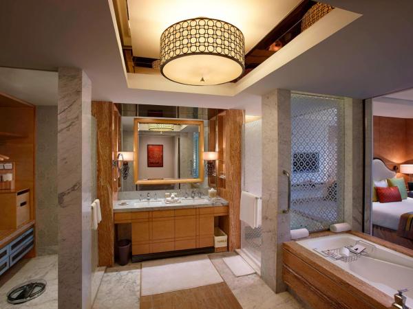 ITC Grand Chola, a Luxury Collection Hotel, Chennai : photo 3 de la chambre chambre plus spacieuse avec 1 lit king-size ou 2 lits jumeaux/simples - tours