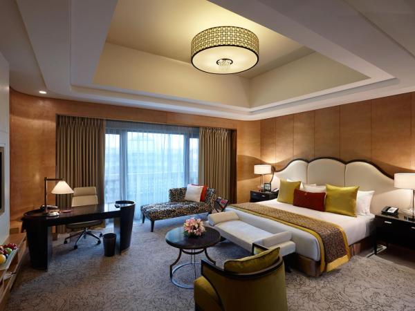 ITC Grand Chola, a Luxury Collection Hotel, Chennai : photo 1 de la chambre chambre deluxe plus spacieuse avec 1 lit king-size ou 2 lits simples/jumeaux