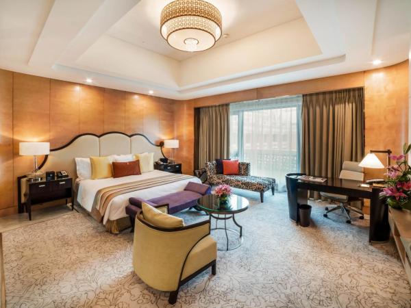 ITC Grand Chola, a Luxury Collection Hotel, Chennai : photo 4 de la chambre chambre deluxe plus spacieuse avec 1 lit king-size ou 2 lits simples/jumeaux