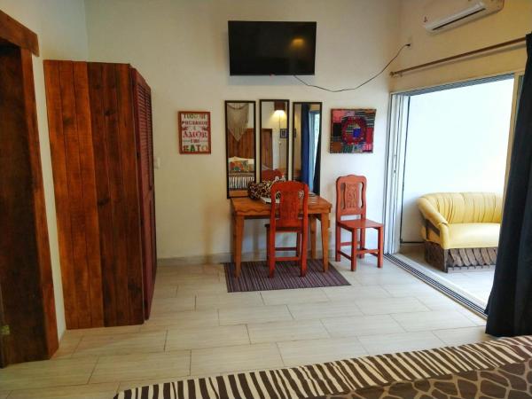 Casa Río Cuale and River Retreat : photo 2 de la chambre suite junior avec balcon