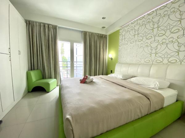 Access Inn Pattaya : photo 7 de la chambre chambre lit king-size