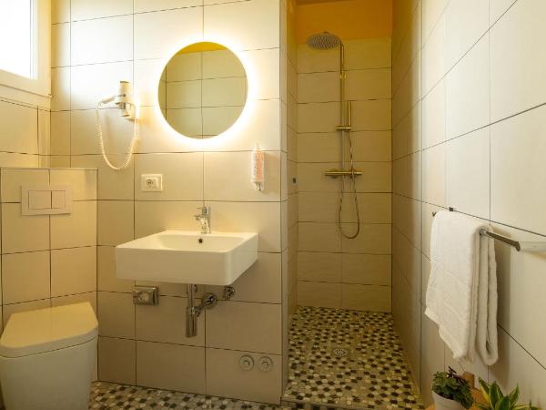 Nice Hotel Bibione : photo 5 de la chambre chambre double avec balcon