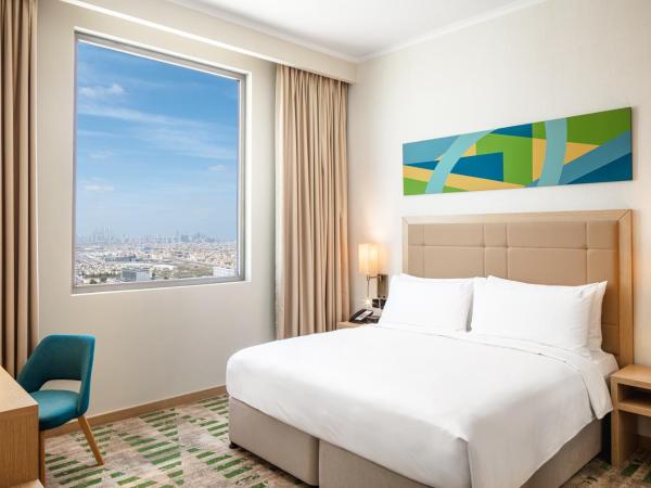 Holiday Inn & Suites - Dubai Science Park, an IHG Hotel : photo 3 de la chambre chambre standard