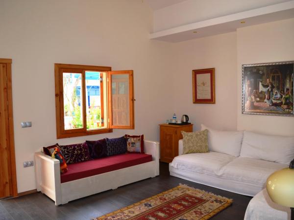 Su Hotel - Bodrum : photo 10 de la chambre suite lit king-size