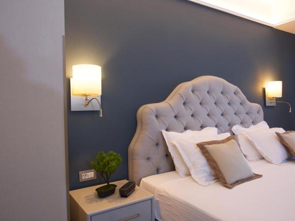 Ramada By Wyndham İstanbul Taksim : photo 6 de la chambre suite