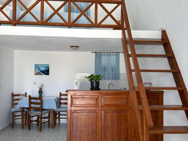 Hotel Paradisos Oia : photo 1 de la chambre appartement en duplex
