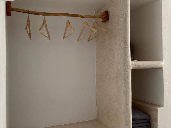 BLUE IN NAXOS : photo 8 de la chambre studio avec terrasse