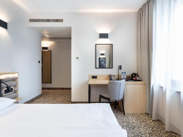 Qubus Hotel Gdańsk : photo 4 de la chambre chambre familiale