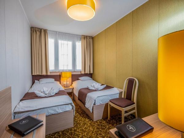 Hotel Délibáb : photo 2 de la chambre chambre lits jumeaux Économique