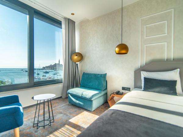 Hotel Delfin : photo 4 de la chambre chambre double deluxe - vue sur mer